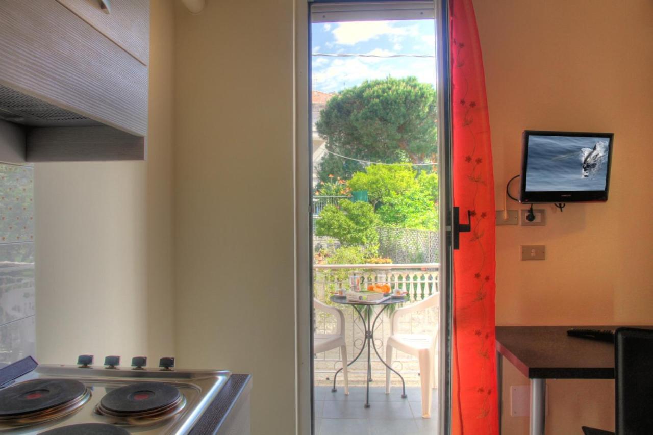 Residence Bellevue Apartments Pietra Ligure Exterior photo